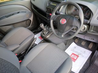 /photos/9386/da8bec5c-b7ef-61eb-ff89-1b15fd88238e_i320x240.jpg